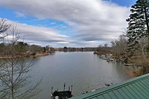 View/Area - 41 Third Ave, Iva, SC 29655 photo 1 of 10