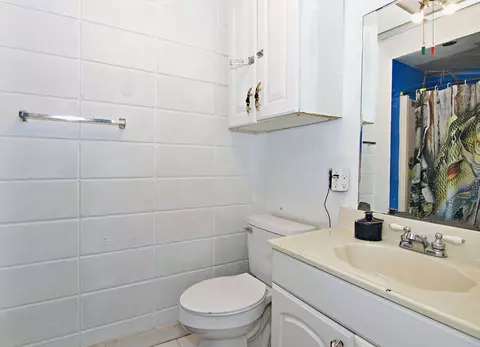 Bath - 41 Third Ave, Iva, SC 29655 photo 2 of 2