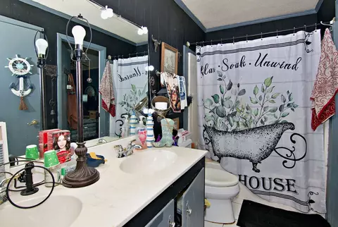 Bath - 41 Third Ave, Iva, SC 29655 photo 1 of 2