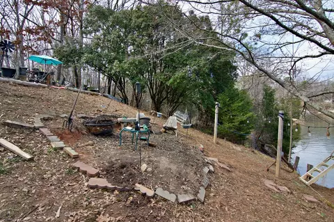 Exterior - 41 Third Ave, Iva, SC 29655 photo 3 of 4