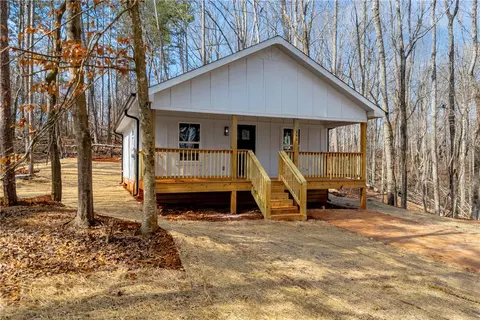 240 Dogwood Dr, Westminster, SC 29693
