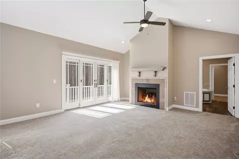 Living - 196 Flyroot Trl, Pickens, SC 29671 photo 7 of 7