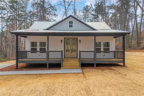 707 Norton Dr, Westminster, SC 29693