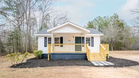 431 Cooley Bridge Rd, Pelzer, SC 29669