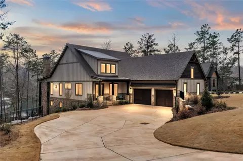 580 Old Chapman Bridge Rd, Salem, SC 29676
