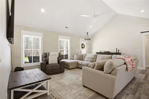 Living - 119 Brook Ln, Seneca, SC 29672 photo 1 of 1
