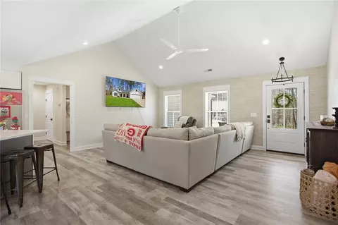 Entry Way - 119 Brook Ln, Seneca, SC 29672 photo 1 of 3