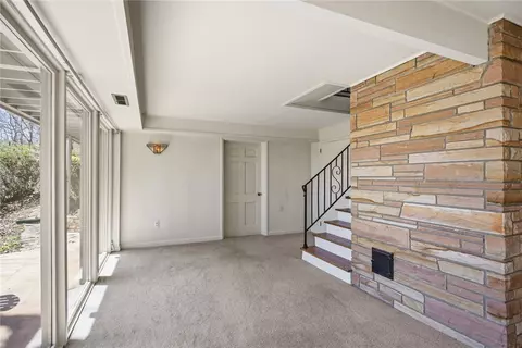 Living - 231 Lakeside Dr, Walhalla, SC 29691 photo 7 of 7