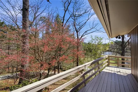 Exterior - 231 Lakeside Dr, Walhalla, SC 29691 photo 7 of 10
