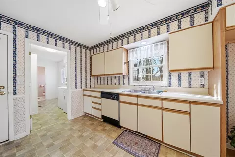 Kitchen - 98 Mountain View Dr, Walhalla, SC 29691 photo 3 of 3