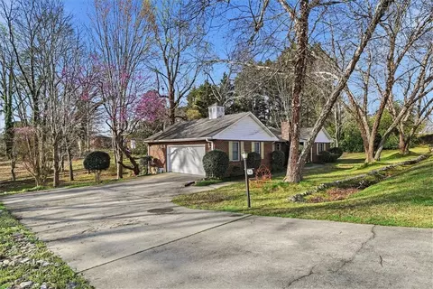 Exterior - 98 Mountain View Dr, Walhalla, SC 29691 photo 4 of 6