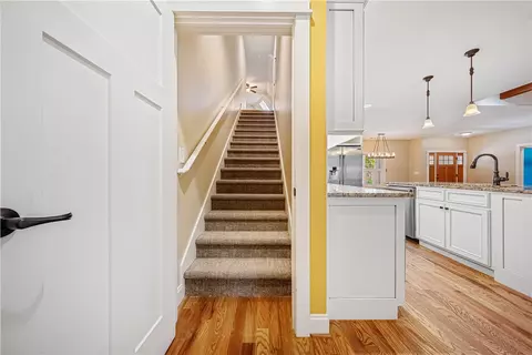 Entry Way - 104 Springdale Ct, Central, SC 29630 photo 1 of 2