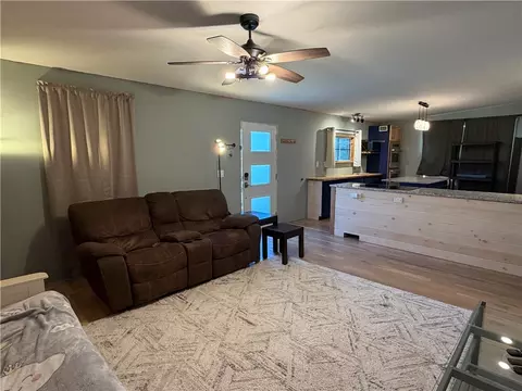Living - 707 S Spring St, Walhalla, SC 29691 photo 1 of 3