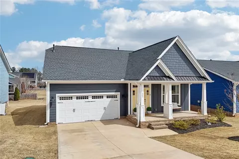 Exterior - 205 Daystrom Dr, Greer, SC 29651 photo 3 of 11