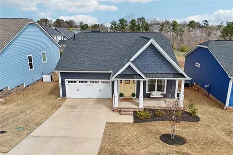 Exterior - 205 Daystrom Dr, Greer, SC 29651 photo 8 of 11