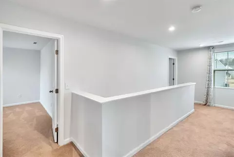 Entry Way - 150 Queens Mill Ct, Pendleton, SC 29670 photo 5 of 6