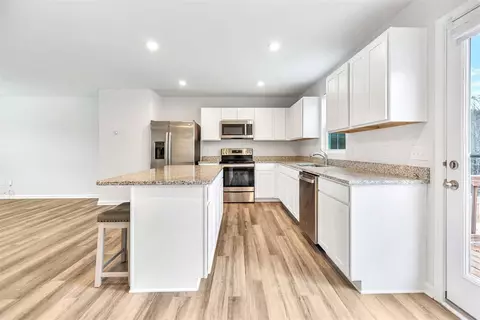Kitchen - 150 Queens Mill Ct, Pendleton, SC 29670 photo 2 of 2