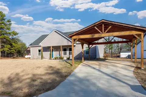 67 Sawblade Rdg, Marietta, SC 29661