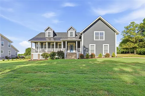 112 Lipizzaner Ct, Pelzer, SC 29669