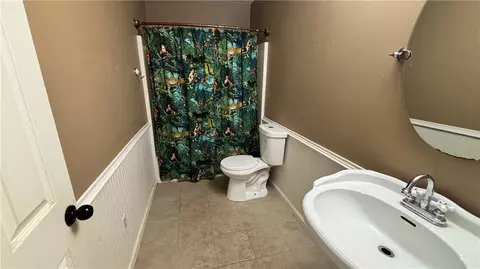 Bath - 134 Glendale Ln, Easley, SC 29640 photo 1 of 2