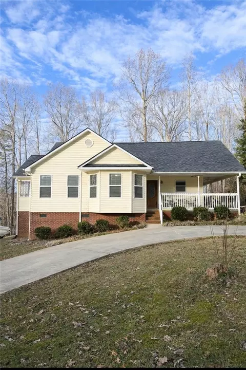 134 Glendale Ln, Easley, SC 29640