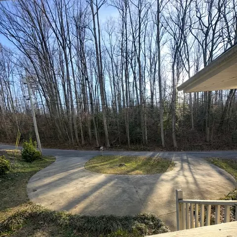 Exterior - 134 Glendale Ln, Easley, SC 29640 photo 2 of 4