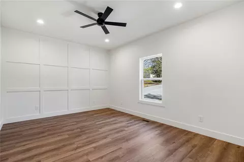 Living - 125 Cambridge Ln, Pendleton, SC 29670 photo 3 of 3