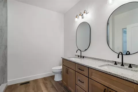 Bath - 125 Cambridge Ln, Pendleton, SC 29670 photo 1 of 3