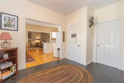 Entry Way - 108 Pearman Dr, Pendleton, SC 29670 photo 4 of 5