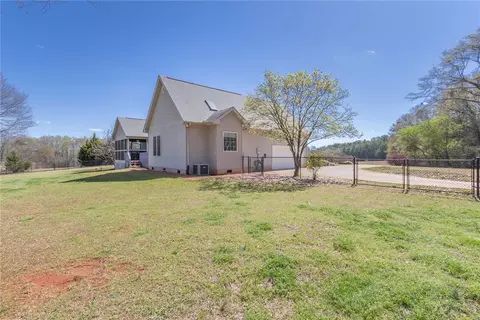 Exterior - 108 Pearman Dr, Pendleton, SC 29670 photo 8 of 13