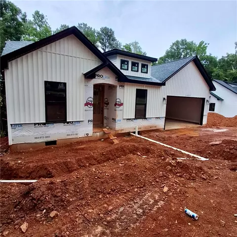 1409 Stonehurst Dr, Anderson, SC 29621