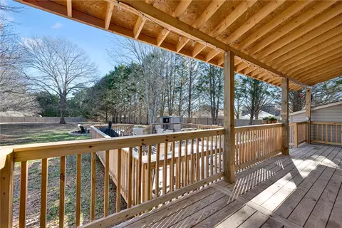 Exterior - 1509 Crestview Rd, Easley, SC 29642 photo 3 of 4
