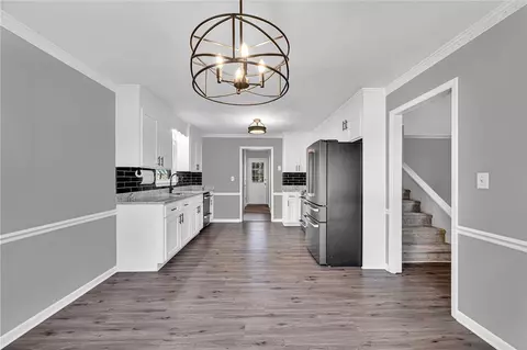 Entry Way - 1509 Crestview Rd, Easley, SC 29642 photo 2 of 3
