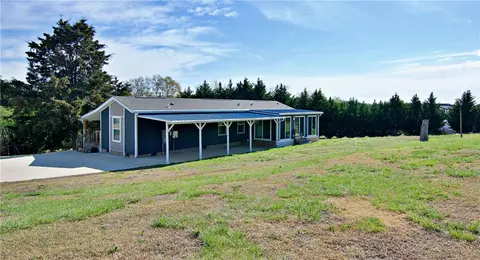 3408 Brown Rd, Greer, SC 29651
