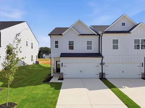 121 Brass Tack Dr, Powdersville, SC 29611