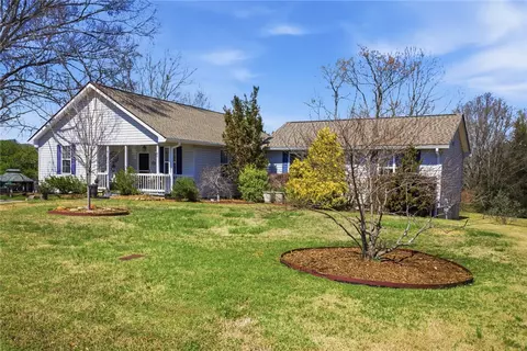 175 Burkett Rd, Seneca, SC 29672