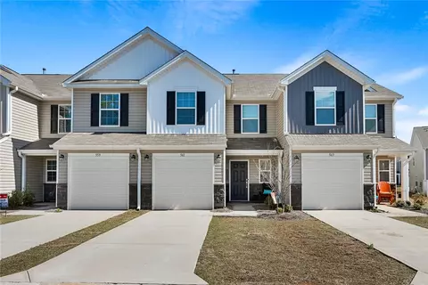 561 Brasstown Ct, Pendleton, SC 29670