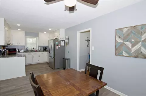 Dining - 1055 Skyline Dr, Toccoa, GA 30577 photo 1 of 2