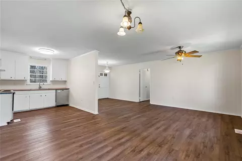 106 Ross Dr, Starr, SC 29684 photo 9