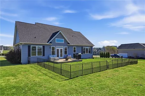 Exterior - 1312 Falcons Dr, Walhalla, SC 29691 photo 7 of 8