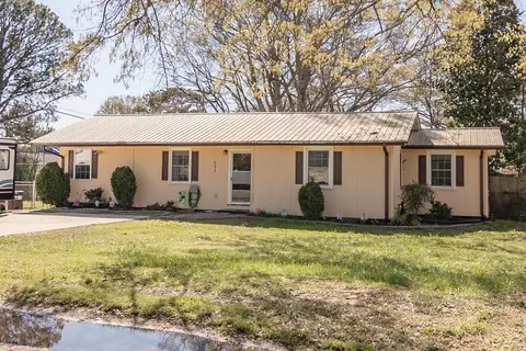 531 Stone Dr, Anderson, SC 29625