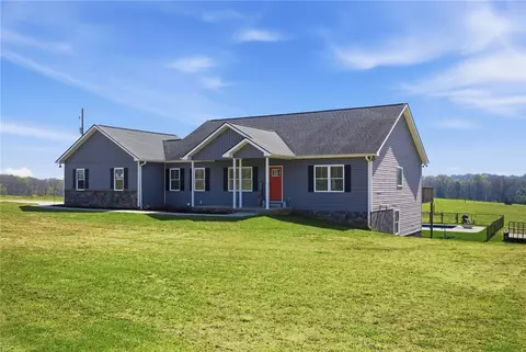 426 Oak Creek Rd, Seneca, SC 29678