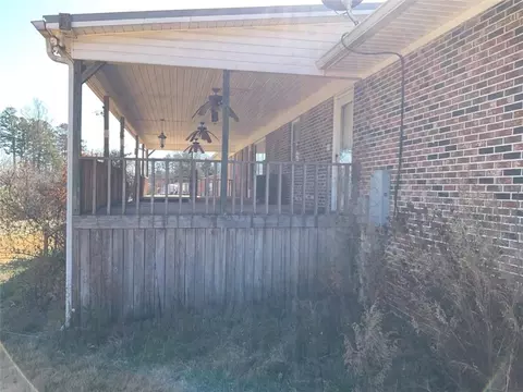Exterior - 142 S Abbott Rd, Walhalla, SC 29691 photo 4 of 4