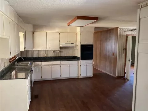 Kitchen - 142 S Abbott Rd, Walhalla, SC 29691 photo 1 of 1