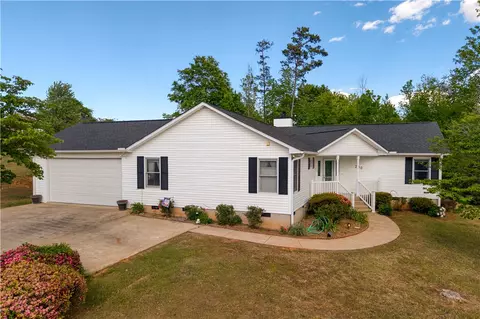200 Leila St, Seneca, SC 29678