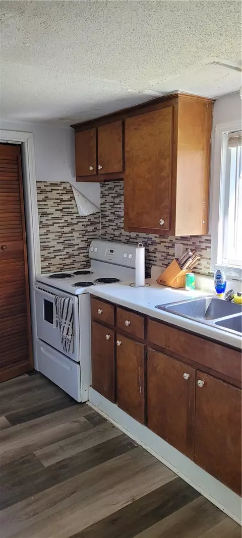 Kitchen - 223 Second St, Newry, SC 29665 photo 6 of 6