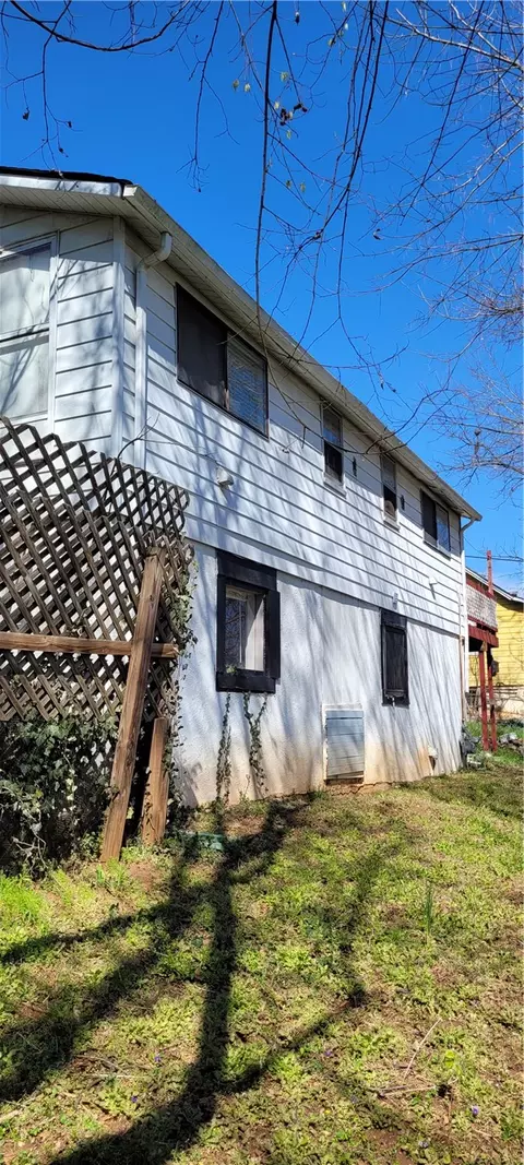 Exterior - 223 Second St, Newry, SC 29665 photo 1 of 3