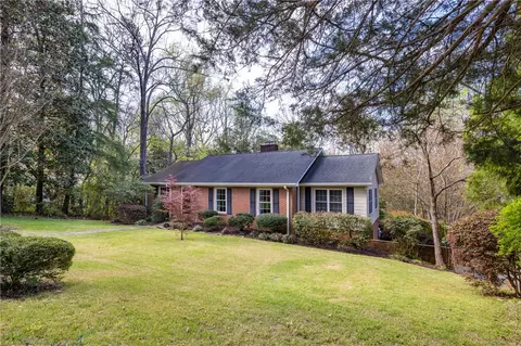 Exterior - 102 Cherokee Rd, Clemson, SC 29631 photo 2 of 5