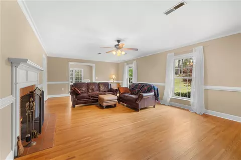 Living - 102 Cherokee Rd, Clemson, SC 29631 photo 3 of 8