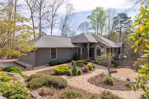 20 Calm Sea Dr, Salem, SC 29676